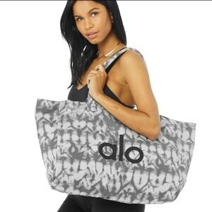 ALO Yoga Black and Gray Patterned Tote Bag